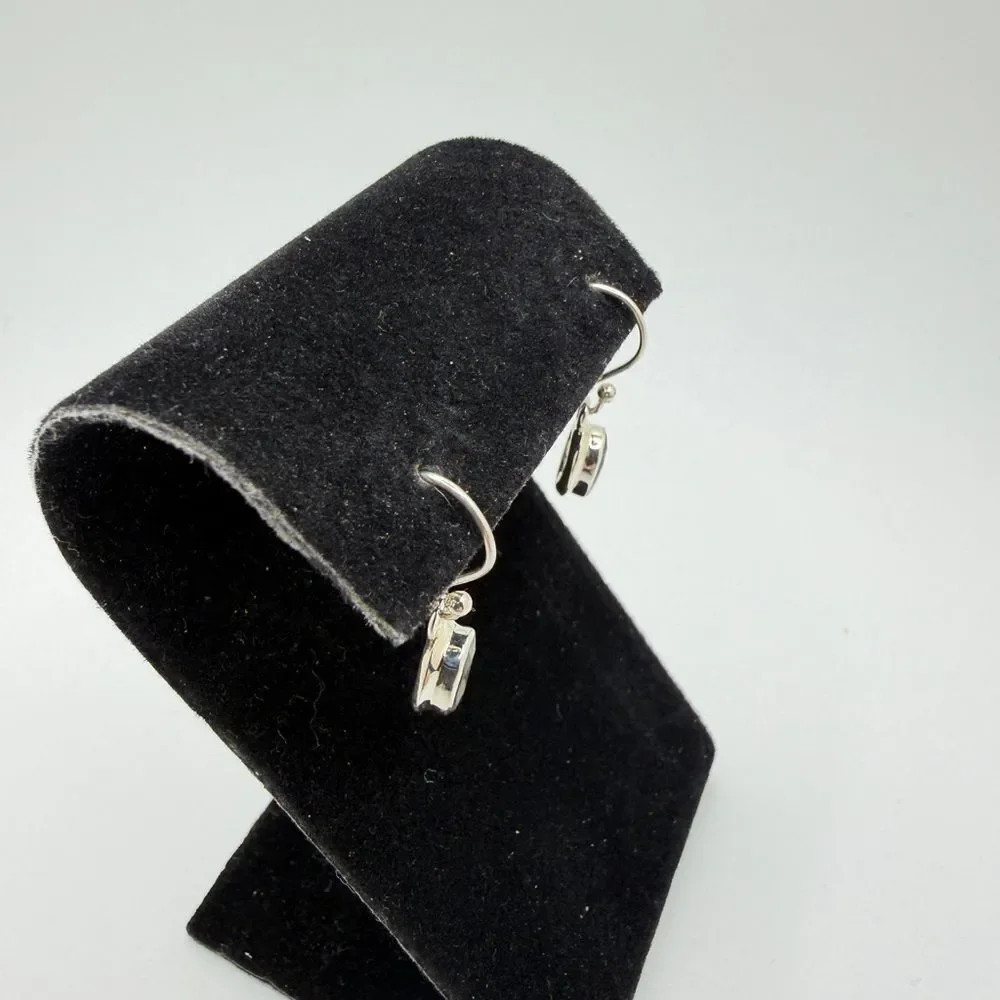 NWOT faceted oval cut‎ 5x8mm labradorite dangle earrings in sterling silver!